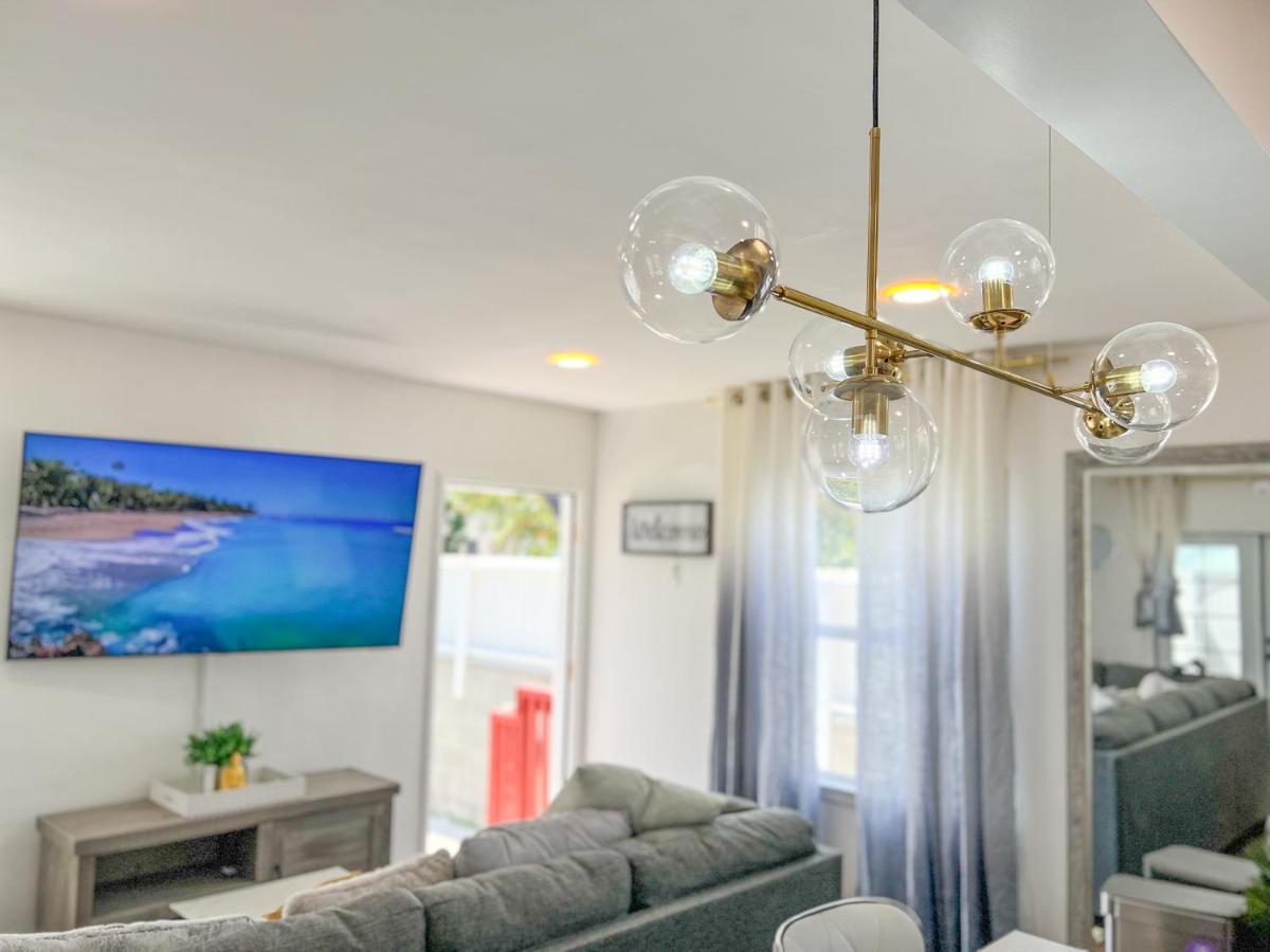 Luxury Villa With Hot Tub! Walk To Beach & Bars Long Beach Luaran gambar